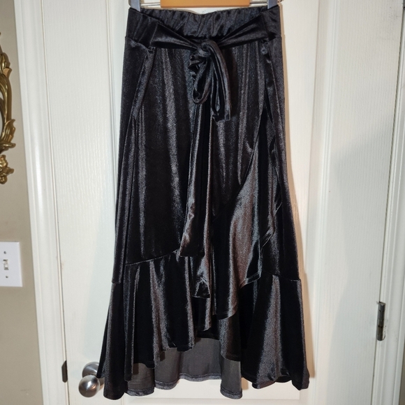 George black velvet tie-waist wrap skirt  in size xl - Picture 9 of 12
